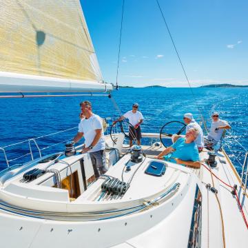 Why you should hire a skipper for your next charter holiday